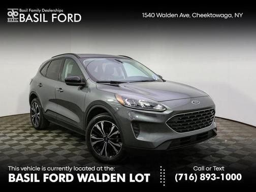 2022 Ford Escape SE