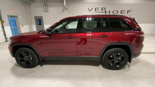 2023 Jeep Grand Cherokee Altitude