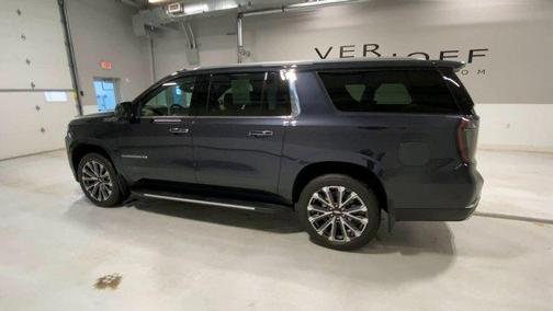 2025 Chevrolet Suburban High Country