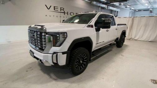 2024 GMC Sierra 2500 Denali