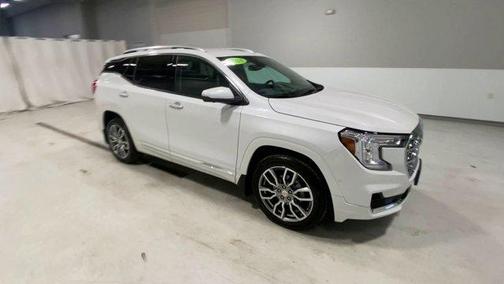 2024 GMC Terrain Denali