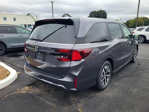 Modern Steel Metallic 2026 Honda Odyssey EX-L