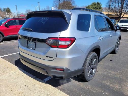 Solar Silver Metallic 2026 Honda Pilot Sport