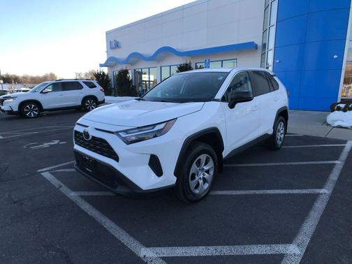 2023 Toyota RAV4 LE