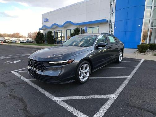 2023 Honda Accord LX 1.5T