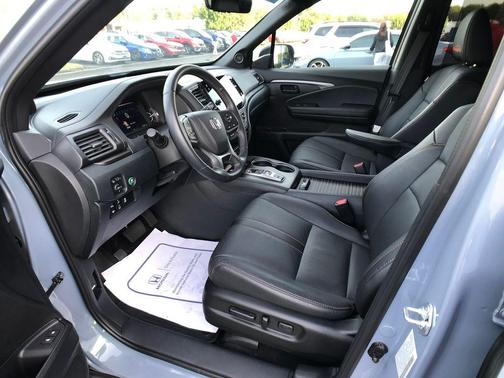 2023 Honda Passport AWD TrailSport
