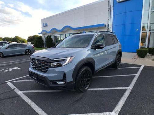 2023 Honda Passport AWD TrailSport