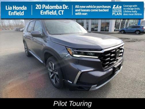 2025 Honda Pilot Touring 8-Passenger