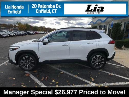 2022 Toyota Corolla Cross XLE