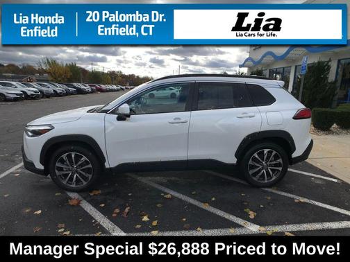 2022 Toyota Corolla Cross XLE