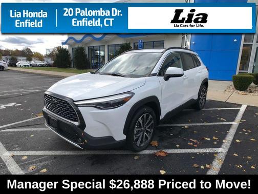 2022 Toyota Corolla Cross XLE