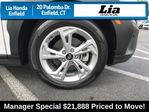 2023 Hyundai KONA SEL