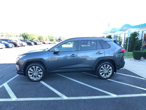 2019 Toyota RAV4 Limited