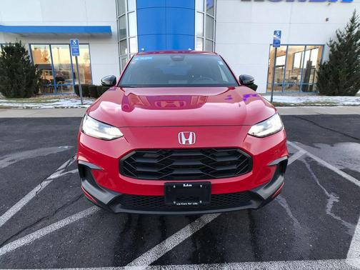 2025 Honda HR-V AWD Sport