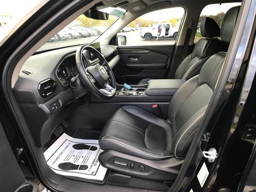 2023 Honda Pilot AWD Elite