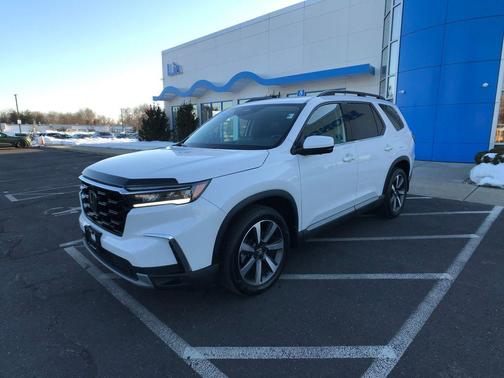 2023 Honda Pilot AWD Elite