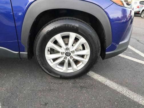 2022 Toyota Corolla Cross LE