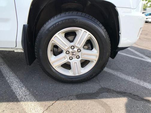 Taffeta White 2014 Honda Ridgeline RTL