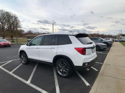 2023 Honda Passport AWD EX-L