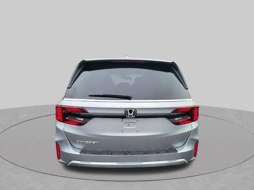 Solar Silver Metallic 2026 Honda Odyssey EX-L
