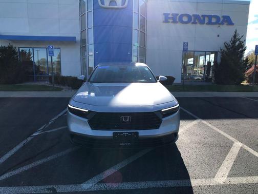 LUNAR SILVER 2023 Honda Accord LX 1.5T