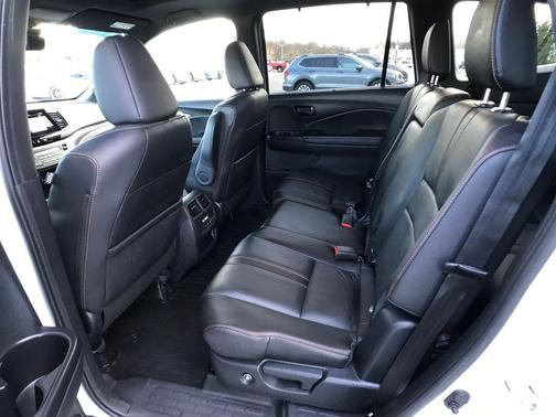 2022 Honda Pilot AWD TrailSport