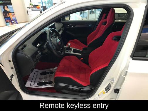 2024 Honda Civic Type R Base