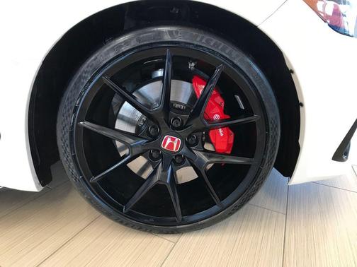 2024 Honda Civic Type R Base