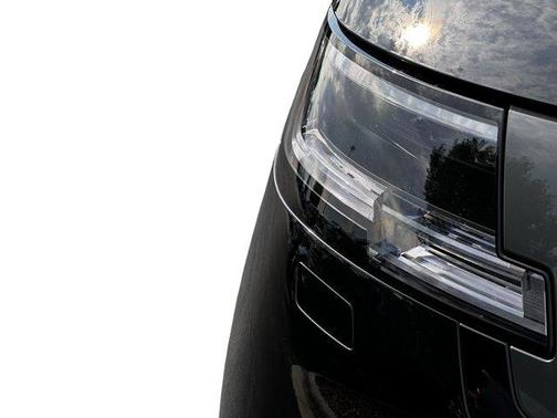 Santorini Black 2026 Land Rover Range Rover P400 SE 7 Seat