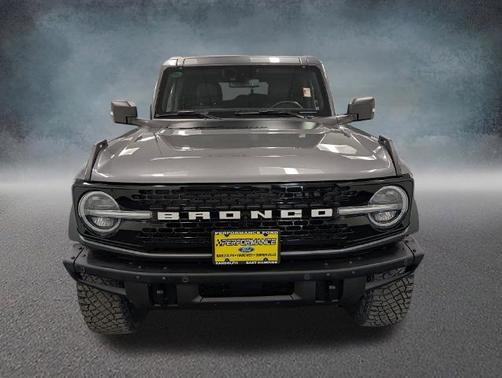 CARBONIZED GRAY METALLIC 2023 Ford Bronco WILDTRAK