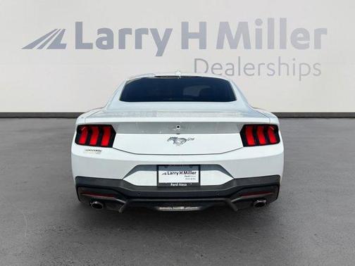 2025 Ford Mustang 