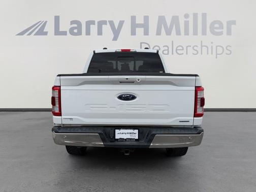 OXFORD WHITE 2022 Ford F-150 LARIAT
