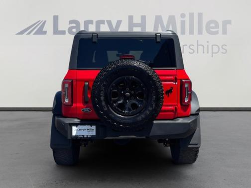 RACE RED 2022 Ford Bronco