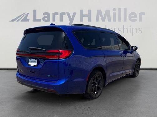 2021 Chrysler Pacifica Hybrid Touring L