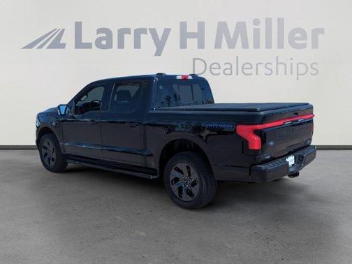 2023 Ford F-150 Lightning LARIAT