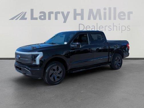 2023 Ford F-150 Lightning LARIAT
