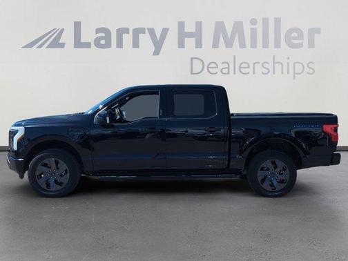 2023 Ford F-150 Lightning LARIAT