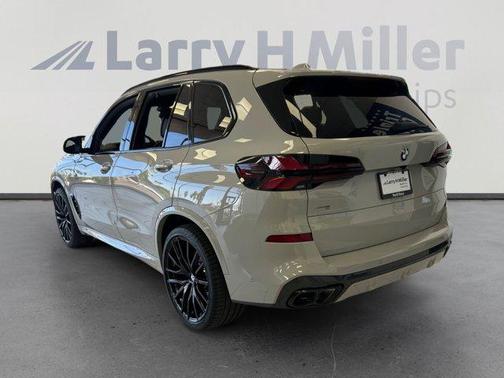 2024 BMW X5 M60i