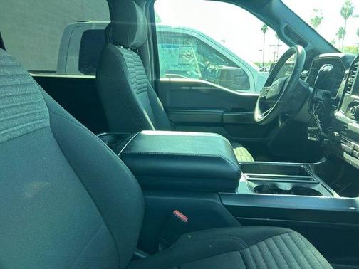2025 Ford F-350 Lariat Super Duty
