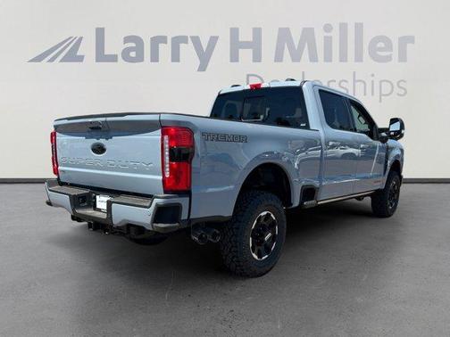 2025 Ford F-350 Lariat Super Duty