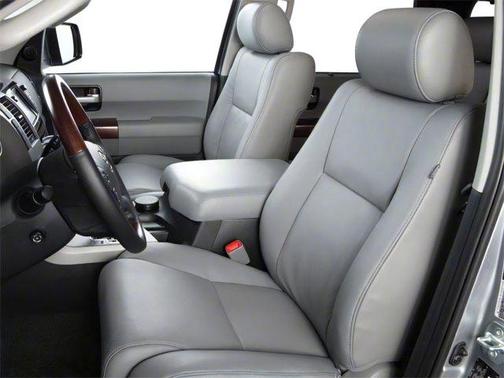 2013 Toyota Sequoia SR5