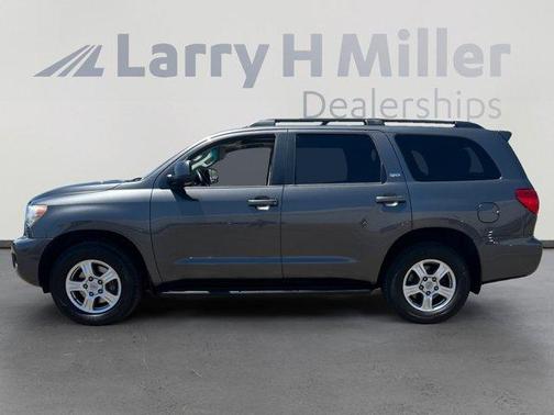 2013 Toyota Sequoia SR5