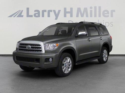 2013 Toyota Sequoia SR5