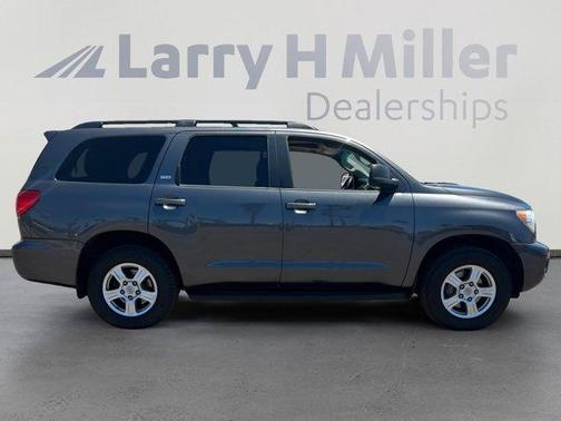 2013 Toyota Sequoia SR5