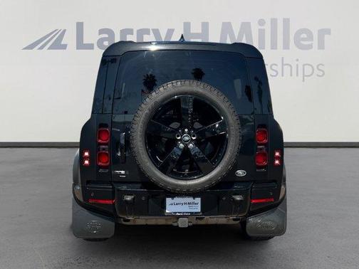 2022 Land Rover Defender 110 X-Dynamic HSE