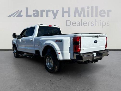 2025 Ford F-350 Lariat Super Duty