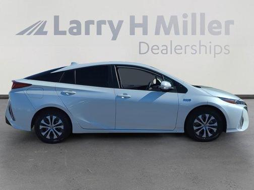 2021 Toyota Prius Prime LE