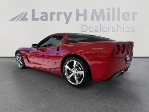 2008 Chevrolet Corvette Indy 500 Pace Car Replica