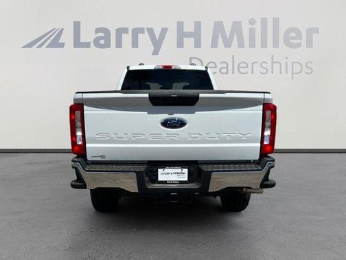 2025 Ford F-350 XLT