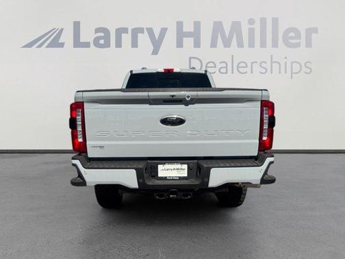 2025 Ford F-350 Lariat Super Duty